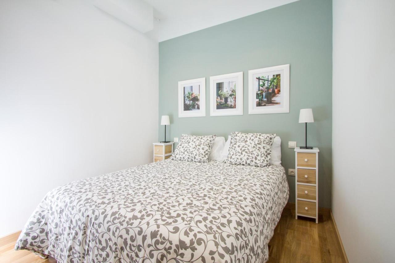 Apartamentos Goyescas Deco Мадрид Екстериор снимка