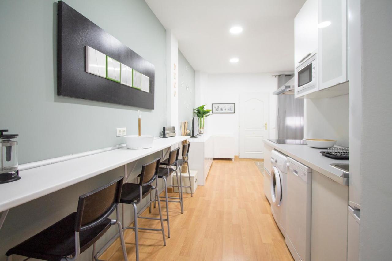 Apartamentos Goyescas Deco Мадрид Екстериор снимка